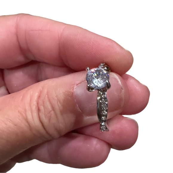 Silver and Rhinestone Diamond Solitaire Ring - Picture 5 of 8
